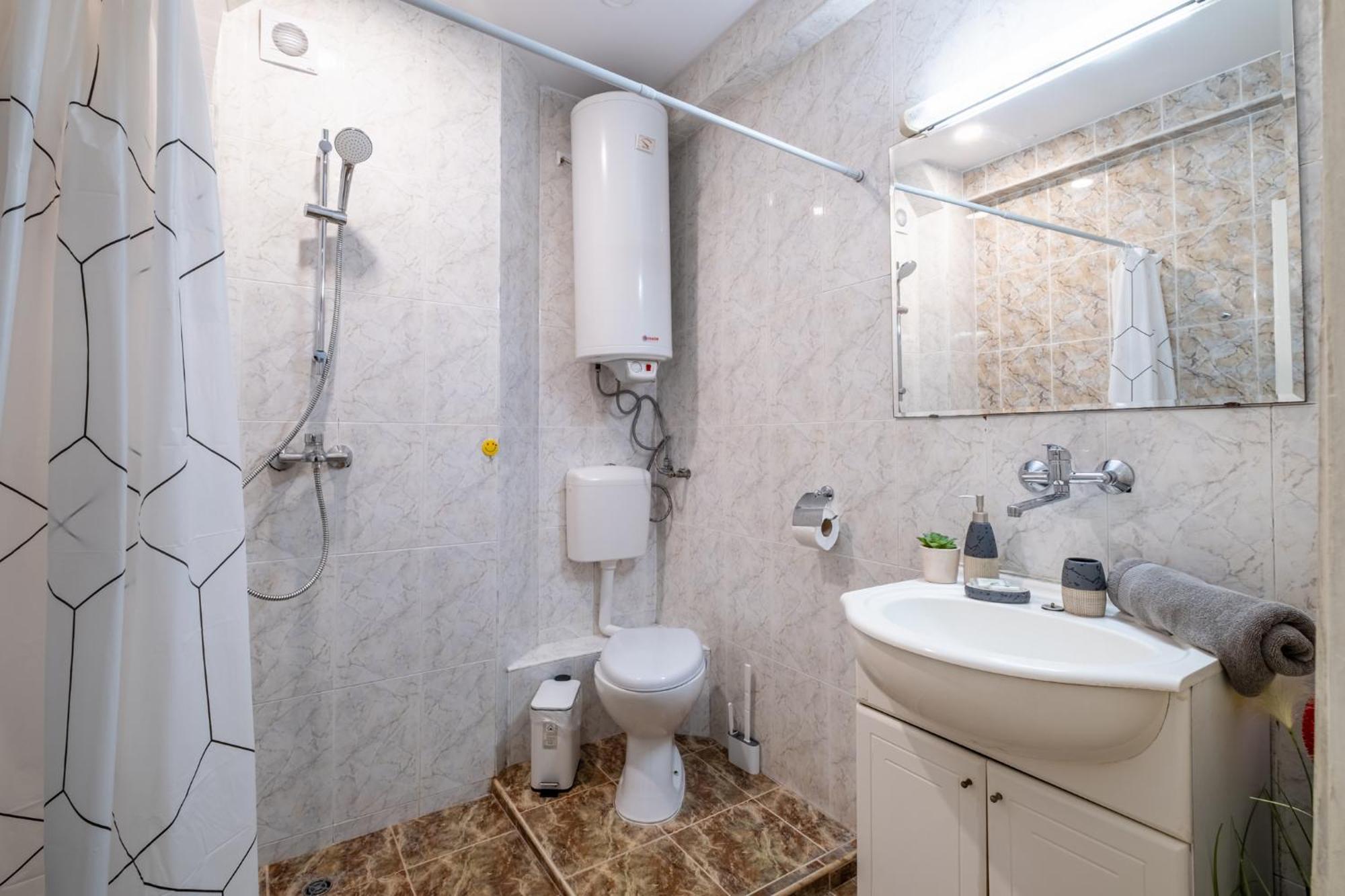 Lovely Art Apartment - Victory Varna Ngoại thất bức ảnh